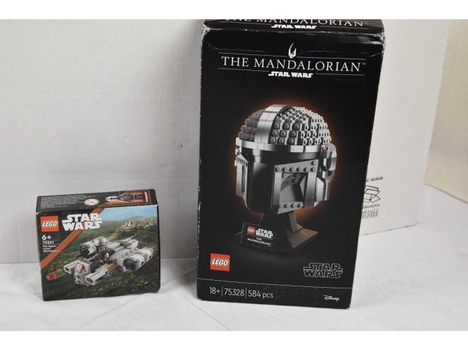 1 “Lego” Star Wars The Razor Microfighter Nr. 75321 & 1 “Lego” Star Wars The Mandalorian Nr, 75328
