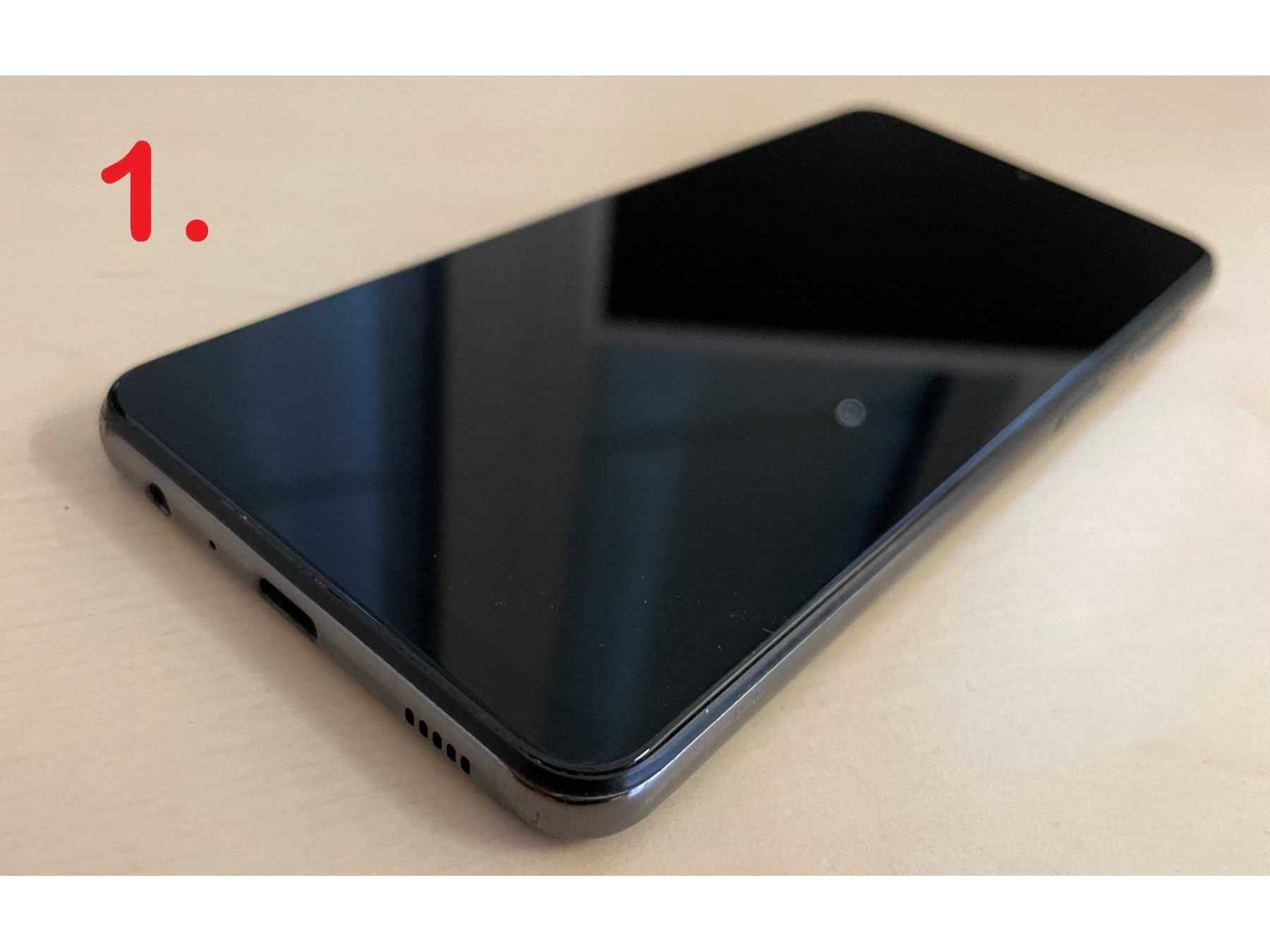 1. Samsung Galaxy A32 5G, Display