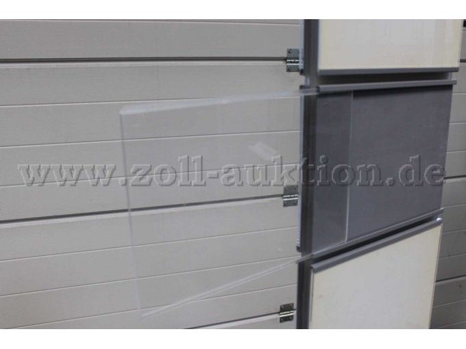 Plexiglas