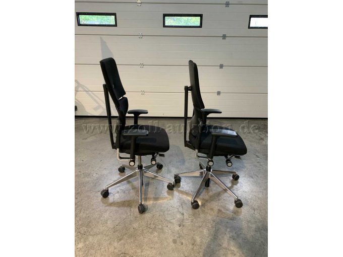 Drehstühle Seitenansicht