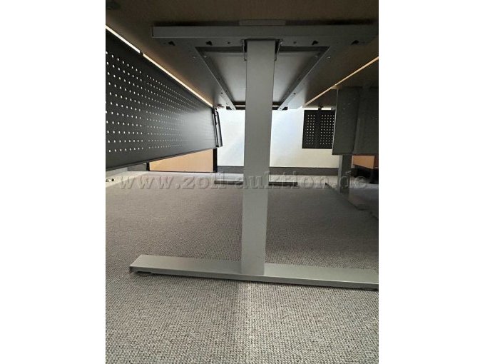 6 Besprechungstische von REISS Büromöbel GmbH – foto 2 – kavel bij Zoll-Auktion, Bonn