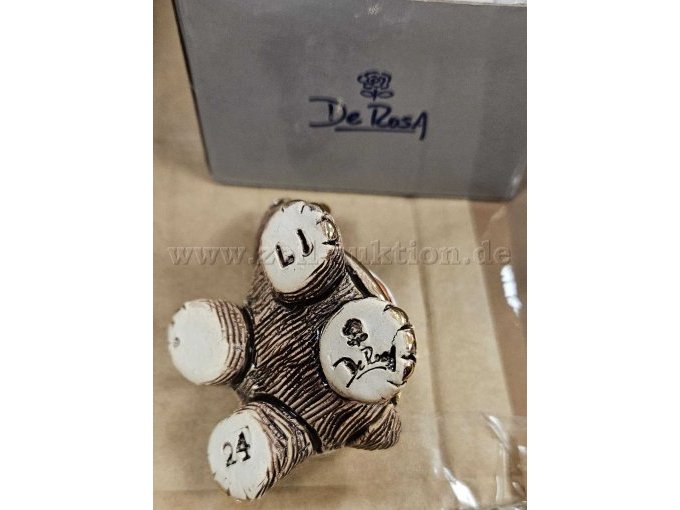 Unterseite mit Gravur