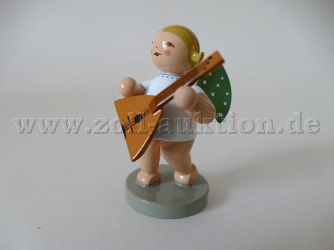 seitliche Ansicht Engel mit Balalaika