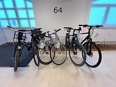 Übersicht Konvolut (von links nach rechts): Nogan, Coboc, Bergsteiger, Excelsior, Trekkingrad vsf, Trekkingrad Carver
