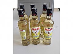 Übersicht 6 Flaschen