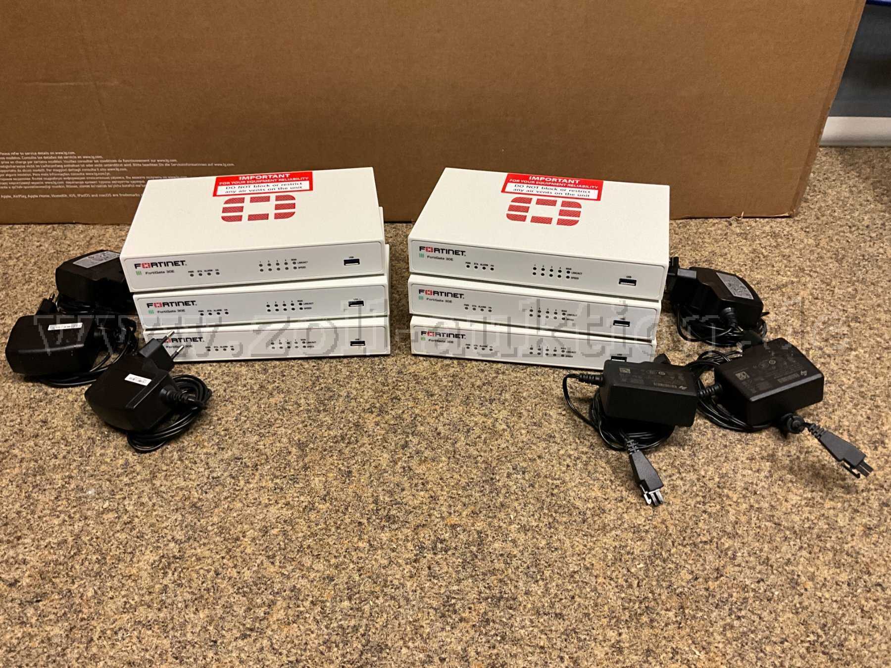 6 x Fortinet FortiGate FG-30 E Firewall u. 6 x Netzteil