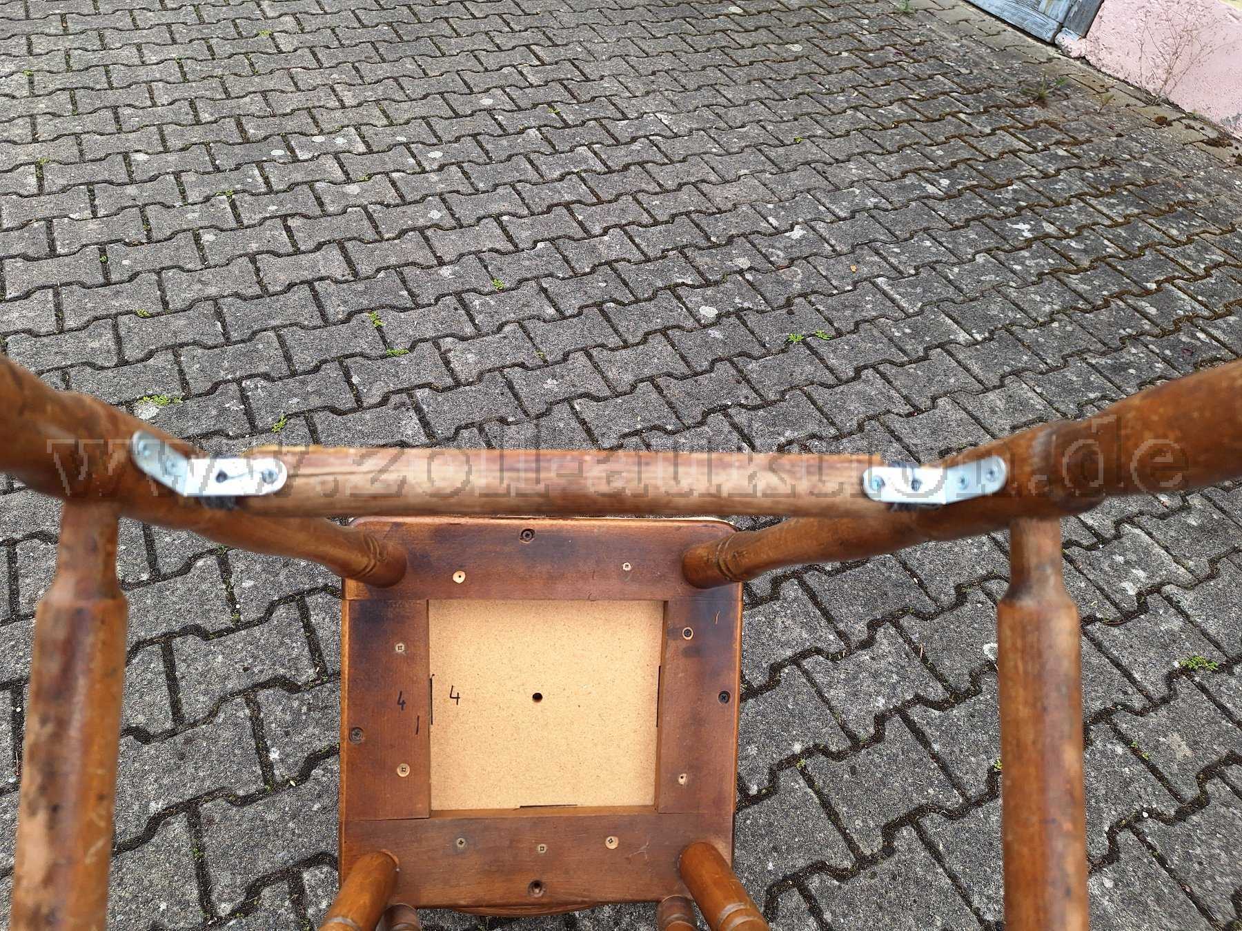 Reparatur an 1. Stuhl