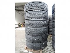 6 Conit Reifen 275/70R22.5
Stapel