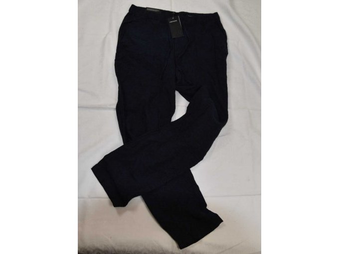 1 der Leinenhosen