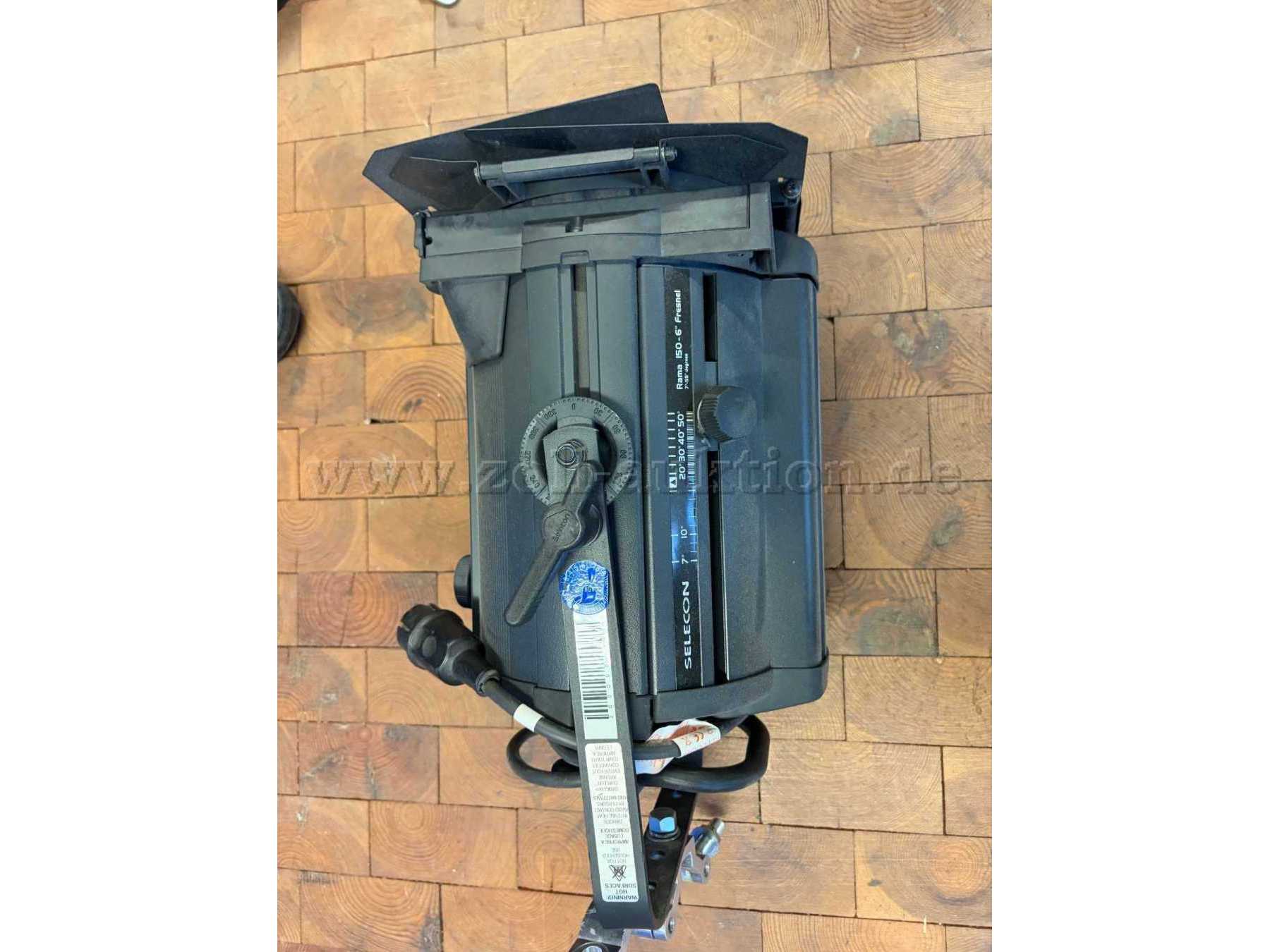 Selecon 16RAFR150 Rama Fresnel