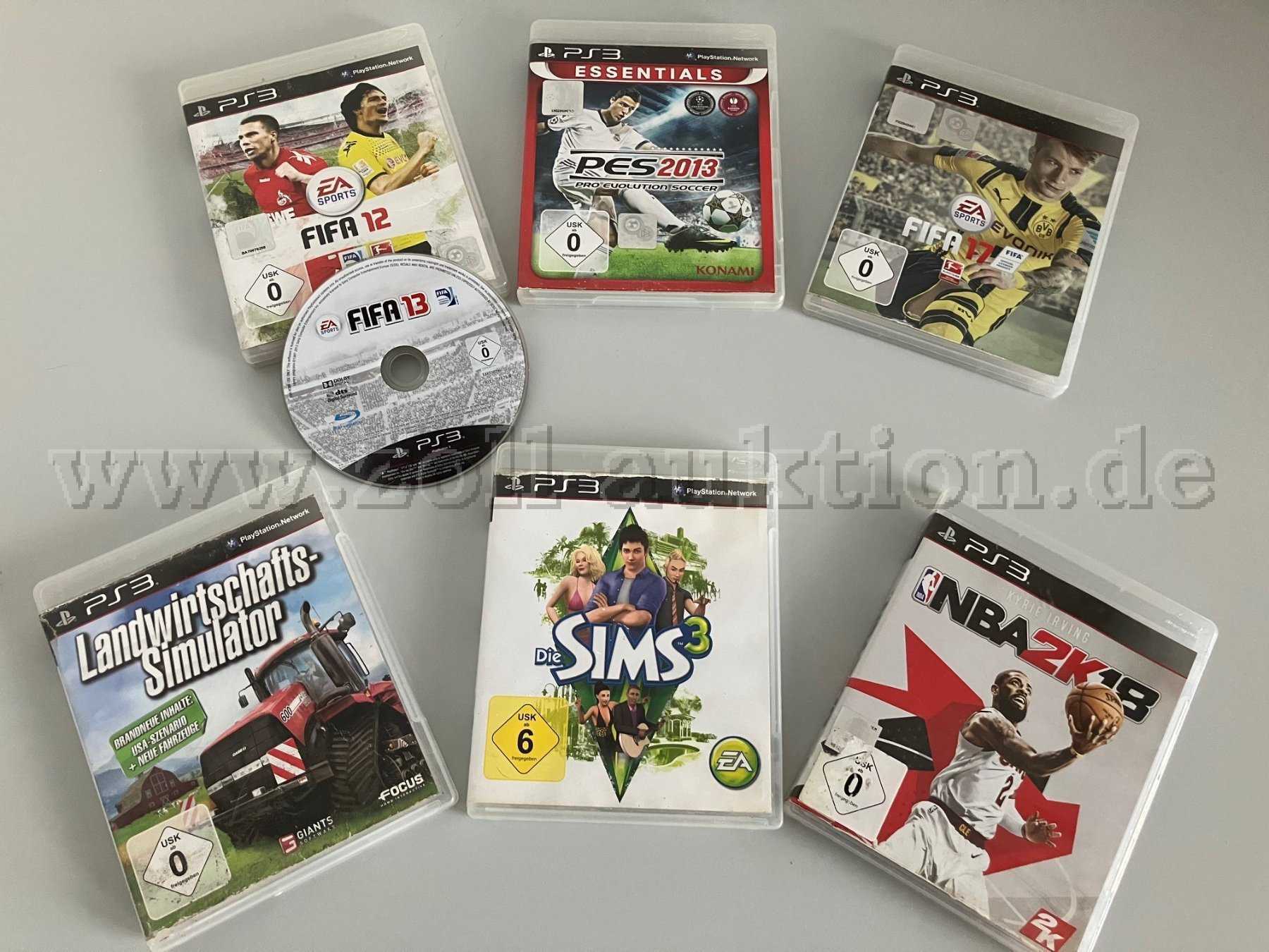 Gesamtansicht - FIFA 13 ohne Hardcover, befindet sich mit in FIFA 12
