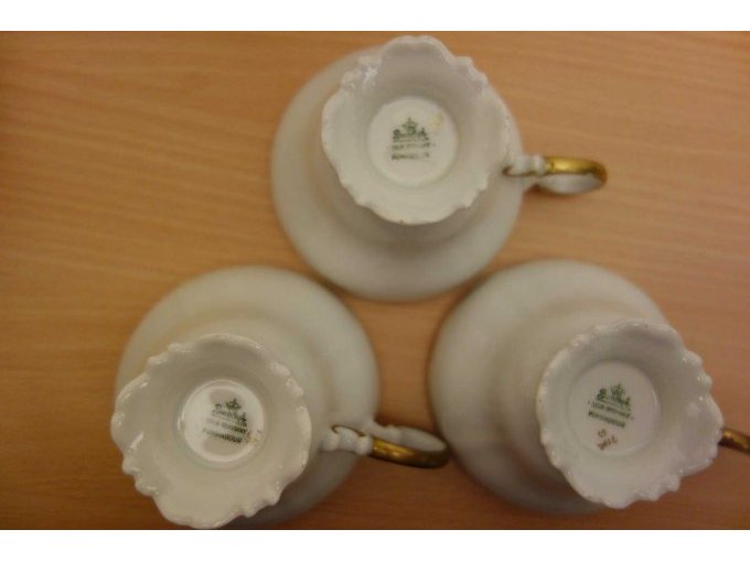 Unterseite Tasse mit Aufdruck