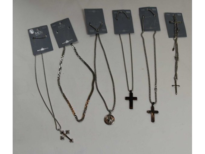 6 verschiedene Stainless Steel Ketten „Bijou Brigitte“ – kavel bij Zoll-Auktion, Hamburg