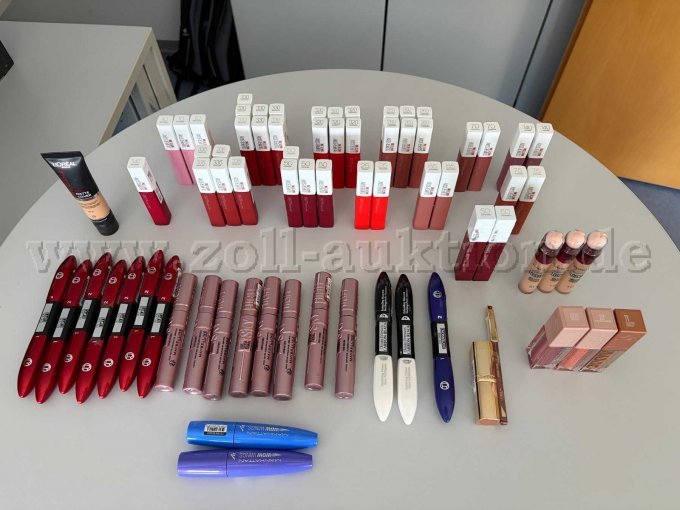 72 verschillende artikelen (lippenstift, mascara enz.) – foto 2 – kavel bij Zoll-Auktion, Offenburg