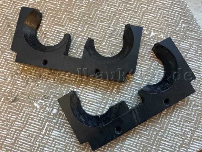 2 Aufstützplatten