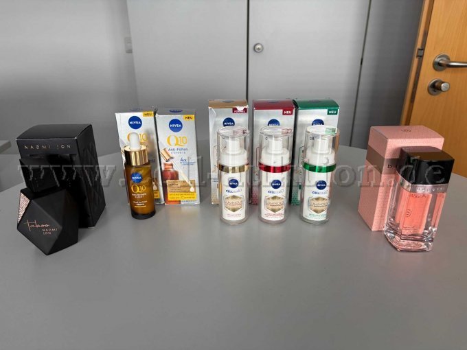 7 Artikel (2 Parfüme, 5 verschiedene Nivea Cremes) – kavel bij Zoll-Auktion, Offenburg