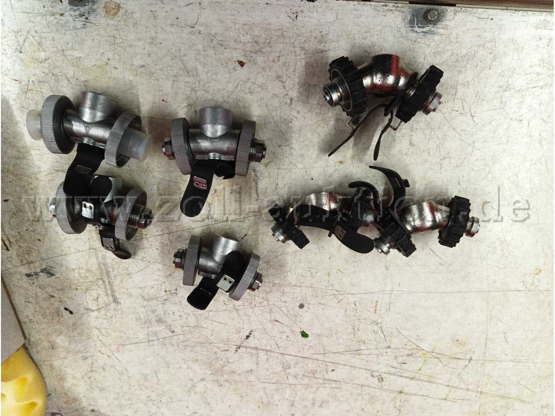 Übersichtsfoto aller Verbindungsstücke