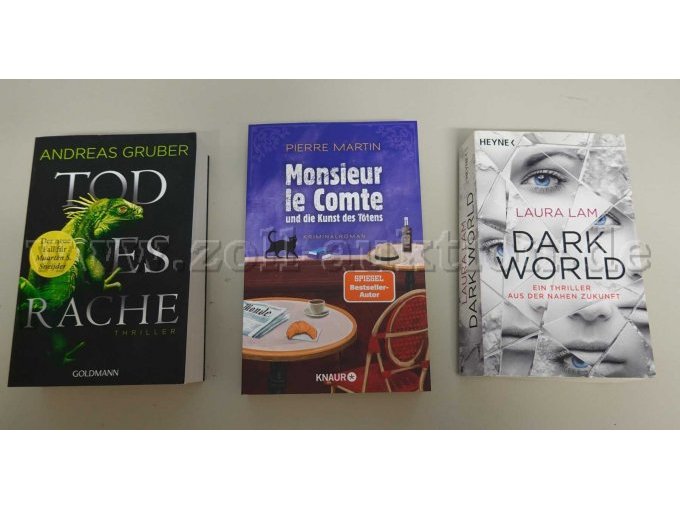 Konvolut aus 7 Büchern,
Teilansicht von 3 Büchern