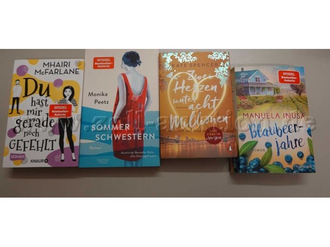 Konvolut aus 7 Büchern,
Teilansicht von 4 Büchern