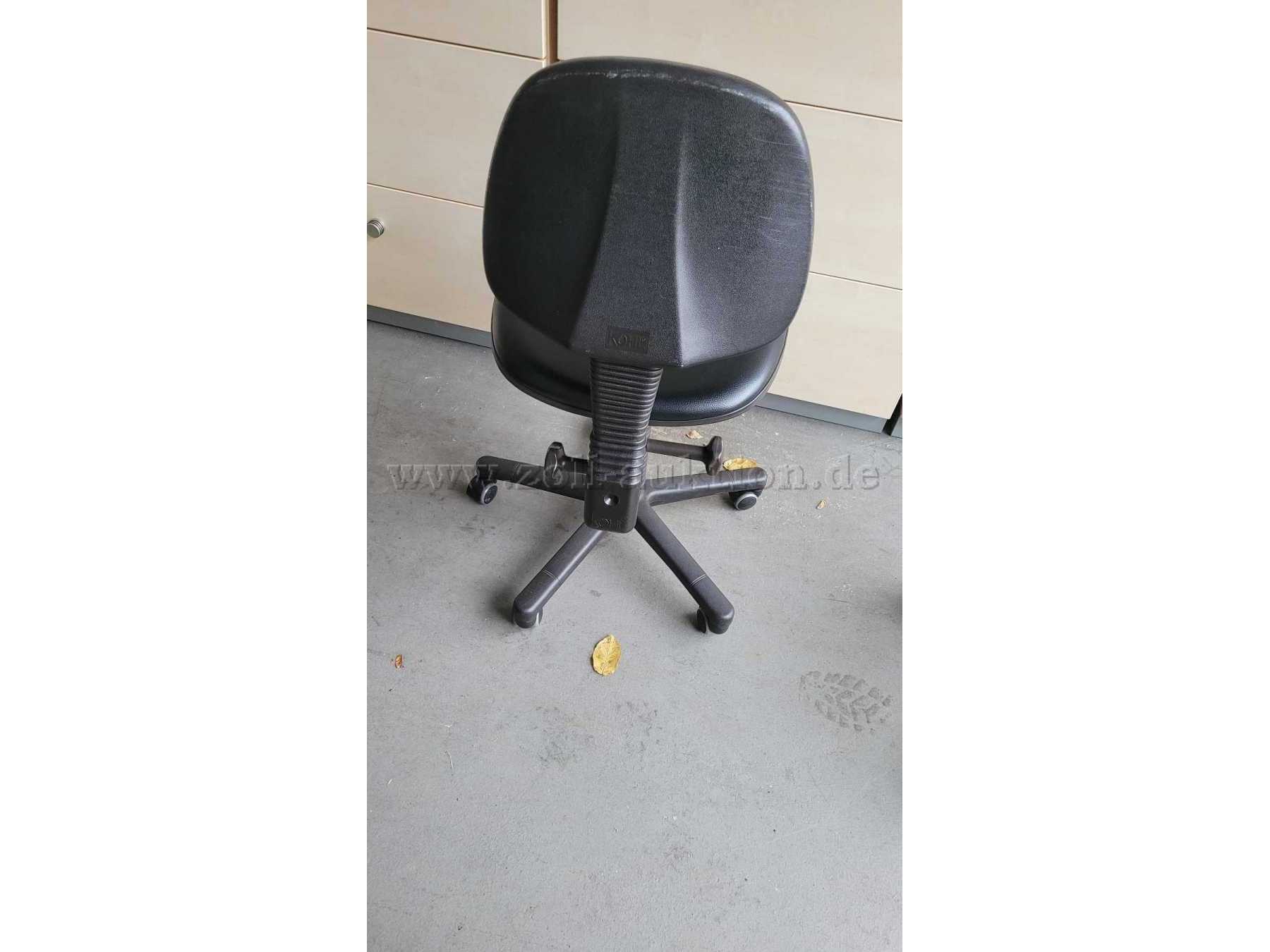 Rückansicht Stuhl ohne Armlehne