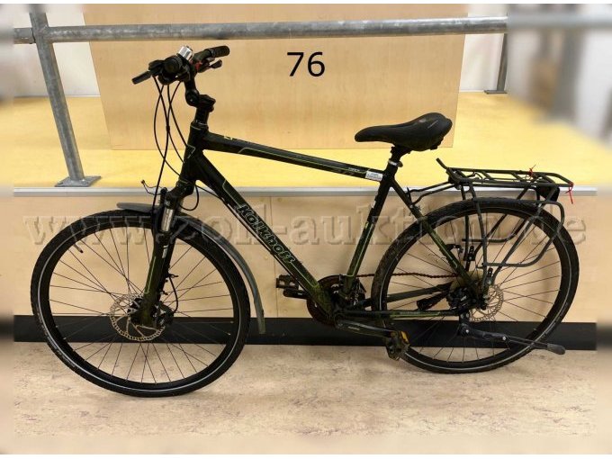 1 Crossbike von Kalkhoff "Cross Track 2.0", schwarz, 28 Zoll, 24 Gänge, Kettenschaltung, Rahmenhöhe ca. 55 cm.