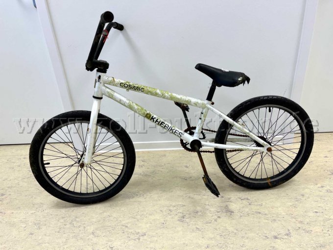 BMX-Rad von KHE Bikes, rechts