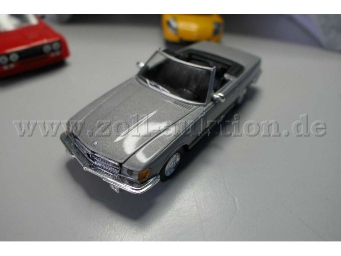 1972 Mercedes Benz 350 SL Ansicht von vorne