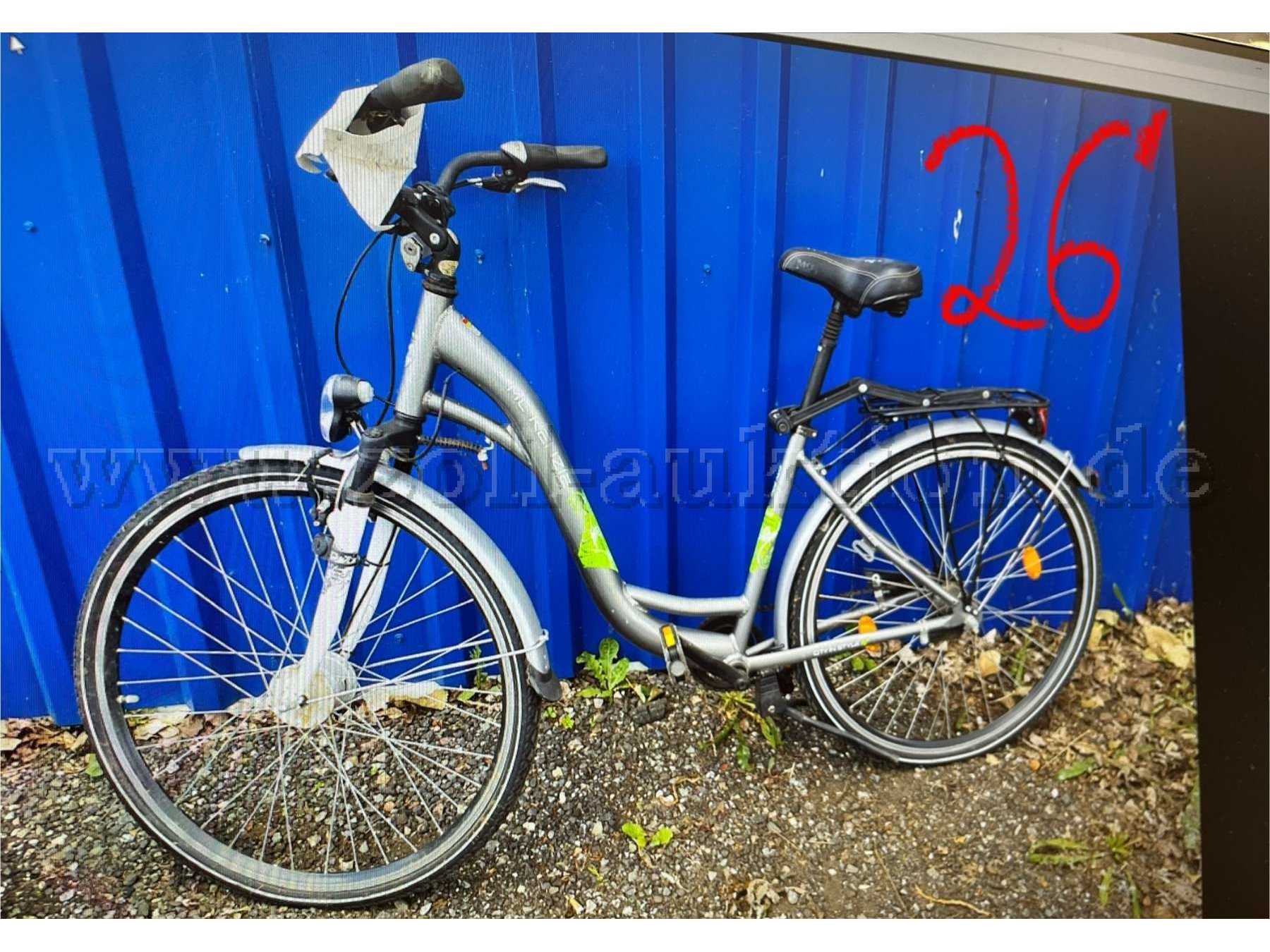 Damenrad, MC Kenzie: 26 Zoll, Farbe: silber, mit Gangschaltung, Gepäckträger und Schloss ohne Schlüssel