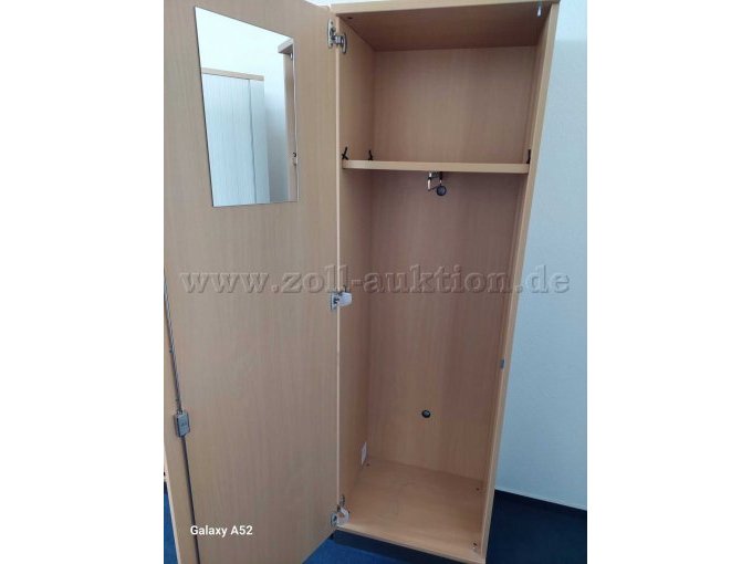 Schrank offen