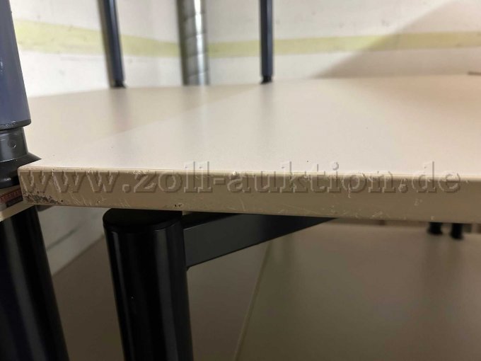 Abschürfungen Tischplatte