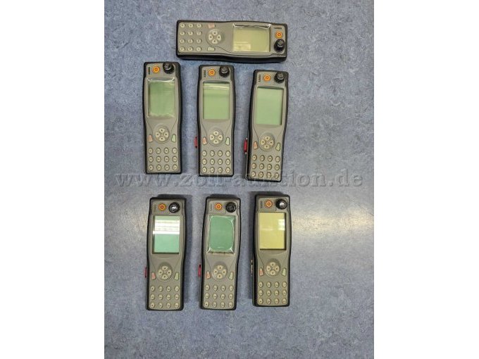 Gesamtansicht der Sepura Handbedienteile 300-00149 Gesamtansicht der Sepura Handbedienteile 300-00149