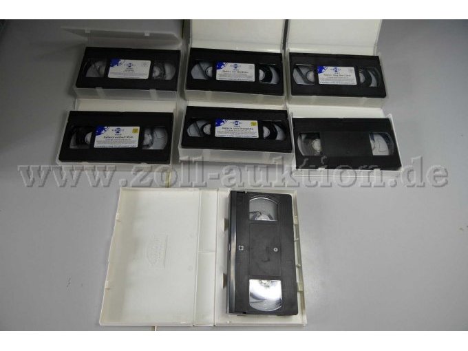 VHS Kassetten Asterix und Obelix Gesamtansicht Kassetten