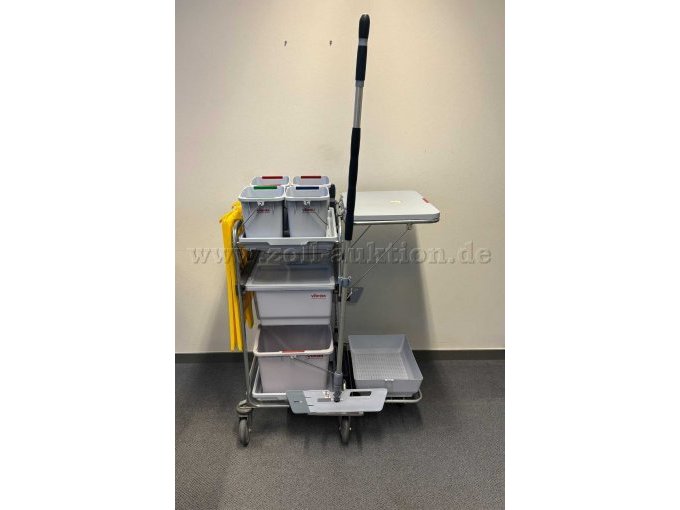 Putzwagen 5:

Ansicht 1 von 3

Frontansicht