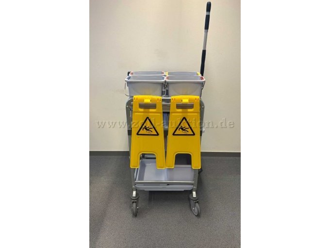 Putzwagen 4:

Ansicht 2 von 2

Warnschilder