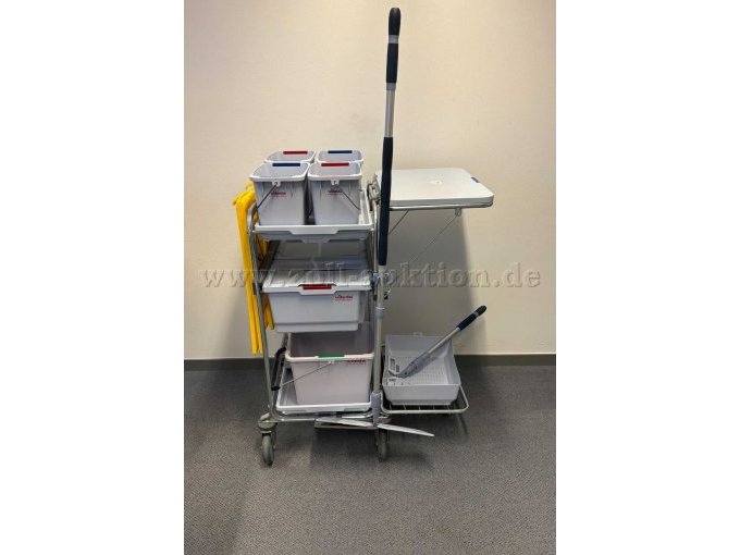 Putzwagen 2:

Ansicht 1 von 3

Frontansicht