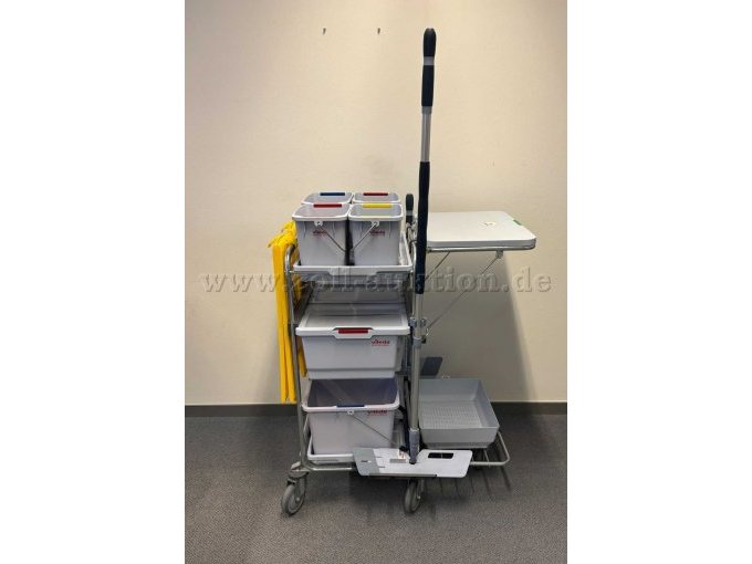 Putzwagen 4:

Ansicht 1 von 2

Frontansicht