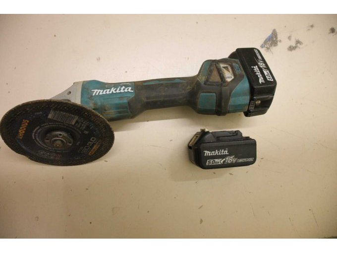 1 Akku-Trennschleifer „Makita“ DGA 513 inkl. 2 Akku