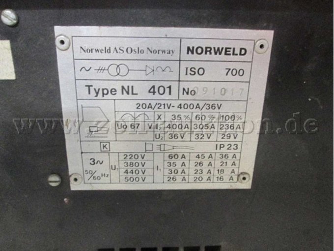 Schweißgerät Norweld. -Gerät ohne Zubehör

-Gerät wurde nicht getestet



Es können bei allen Geräten keine Fehler oder defekte ausgeschlossen werde!!!