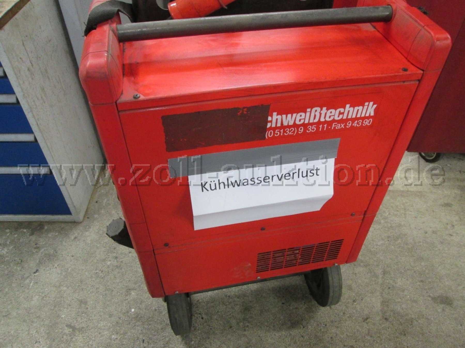 Schweißgerät Fronius. -Ein Gerät hat Kühlwasserverlust

-Beide Geräte ohne Zubehör

-Beide Geräte wurden nicht getestet. Es können bei allen Geräten keine Fehler oder defekte ausgeschlossen werde!!!