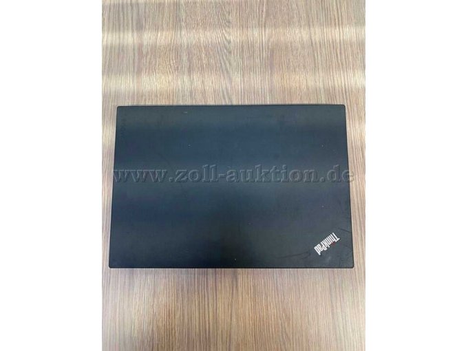 Ansicht von oben geschlossen, mit Gebrauchsspuren