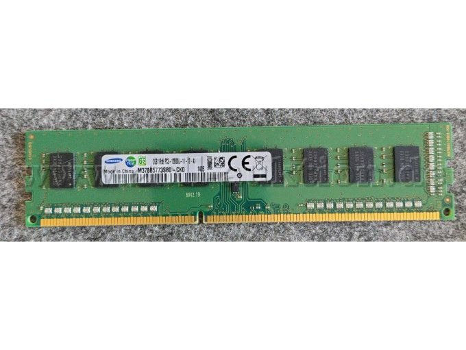 PC3-12800U-2GB-RAM