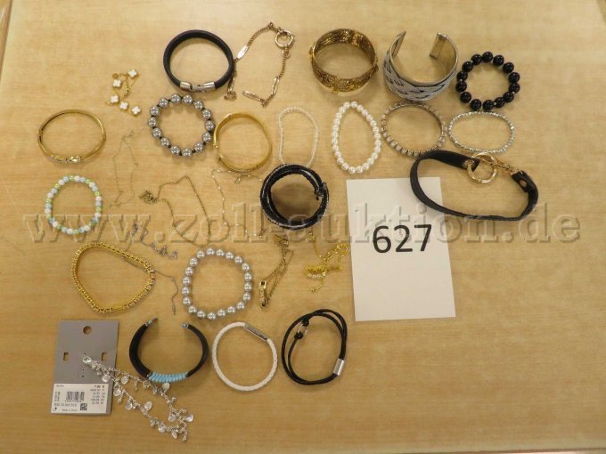Armbänder
