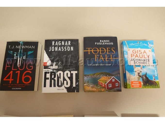 Konvolut aus 8 Büchern
Teilansicht 4 Bücher