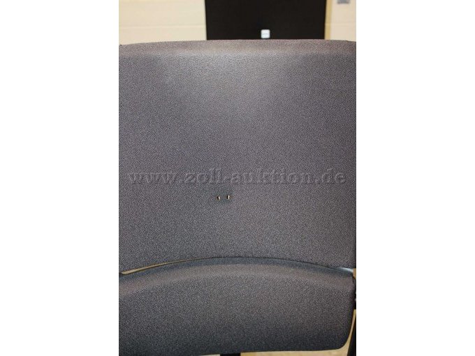 8 draaistoelen van Steelcase, model Please, tweedehands – foto 8 – kavel bij Zoll-Auktion, Berlin