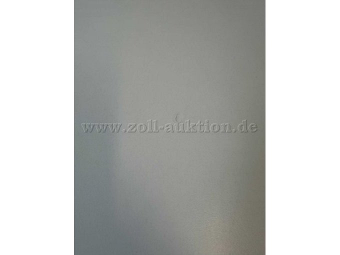 Kratzer in einer Tischoberfläche