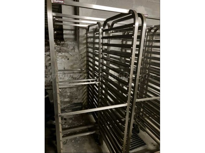 8 Gastro-Tablettwagen, roll- + fixierbar (Hersteller: HUPFER) – foto 3 – kavel bij Zoll-Auktion, Mönchengladbach