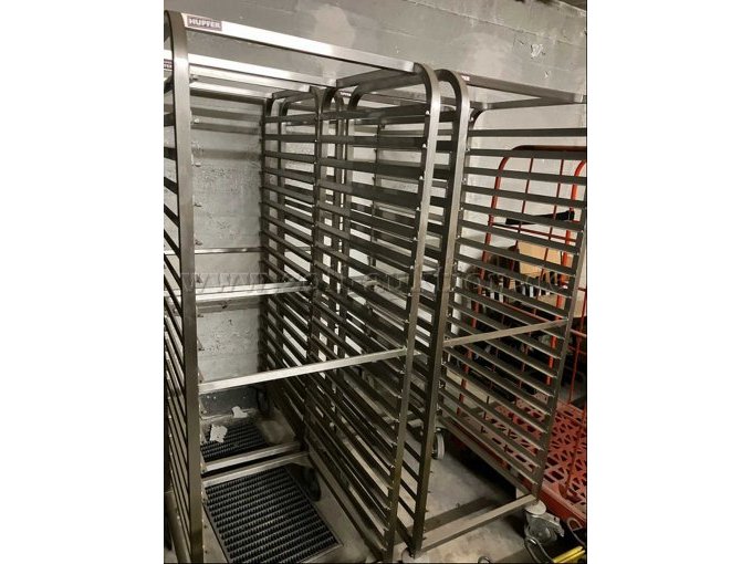 8 Gastro-Tablettwagen, roll- + fixierbar (Hersteller: HUPFER) – foto 5 – kavel bij Zoll-Auktion, Mönchengladbach