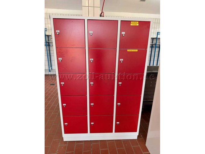 1 Schrank rot