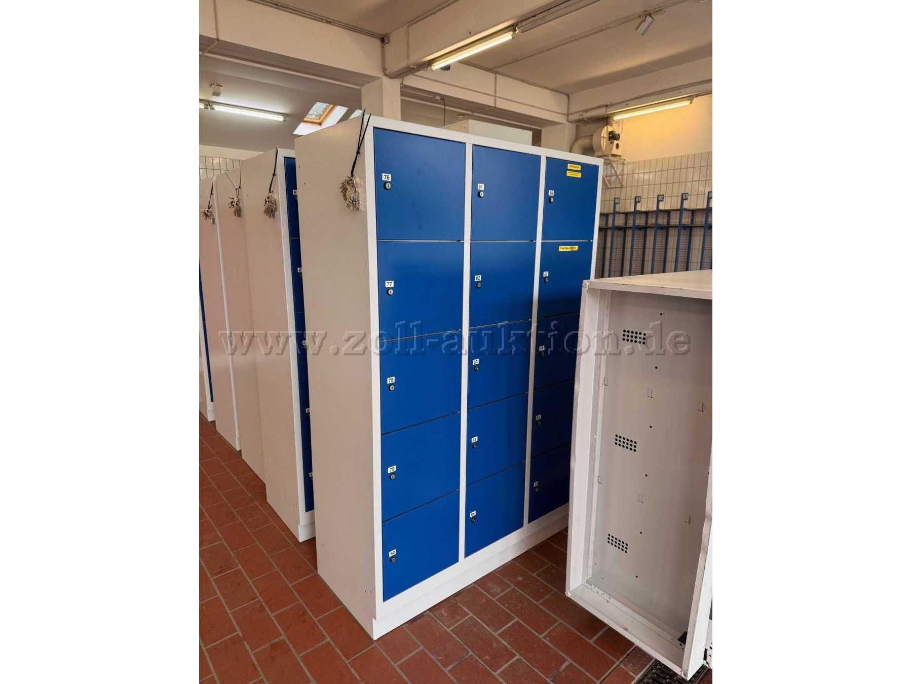 7 Stck. Schränke blau