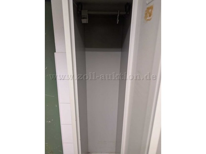 Innenansicht Kleiderstange
